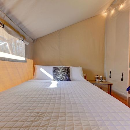 12 Fires Luxury Glamping With Heating #1 Otel Johnson City Dış mekan fotoğraf