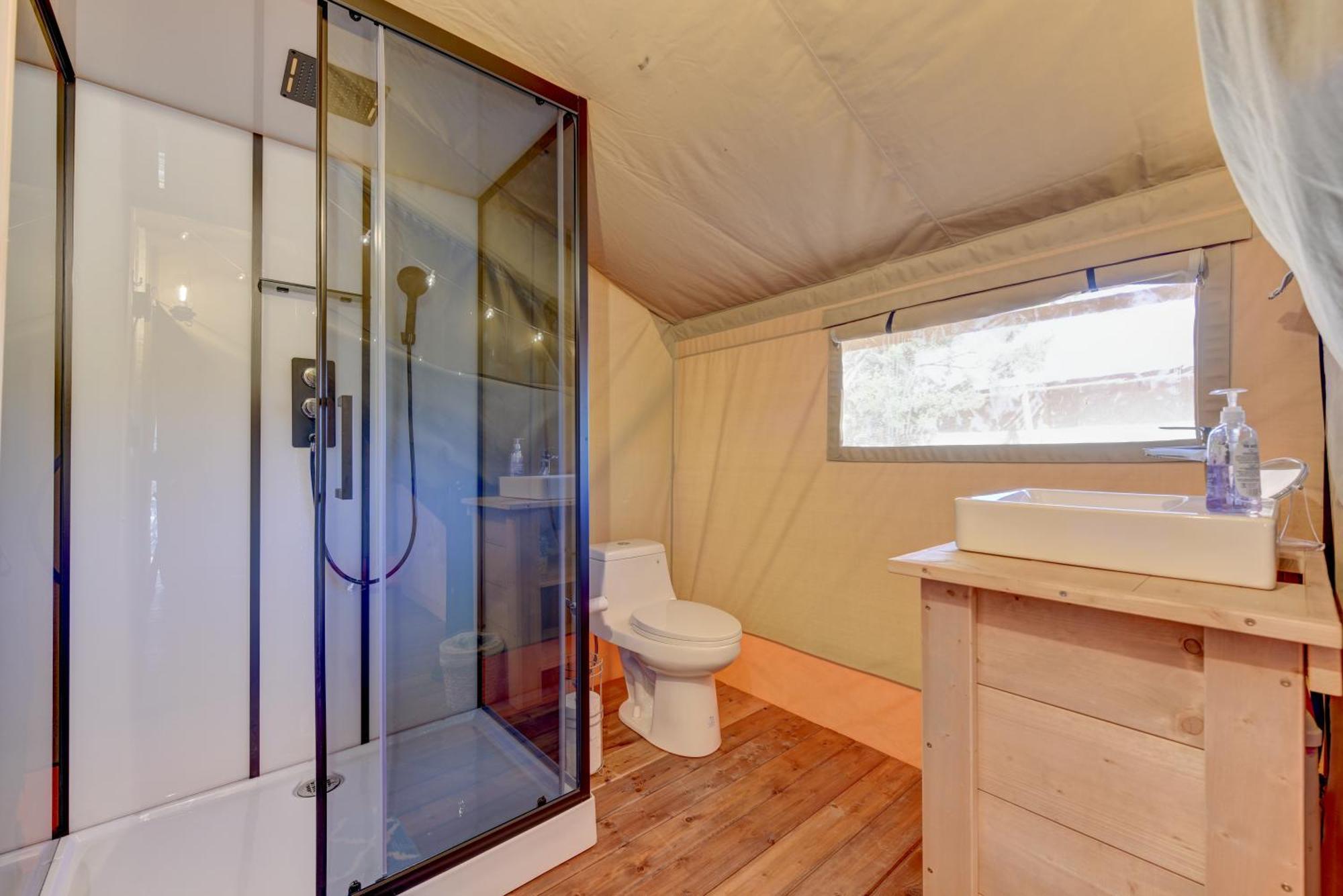 12 Fires Luxury Glamping With Heating #1 Otel Johnson City Dış mekan fotoğraf