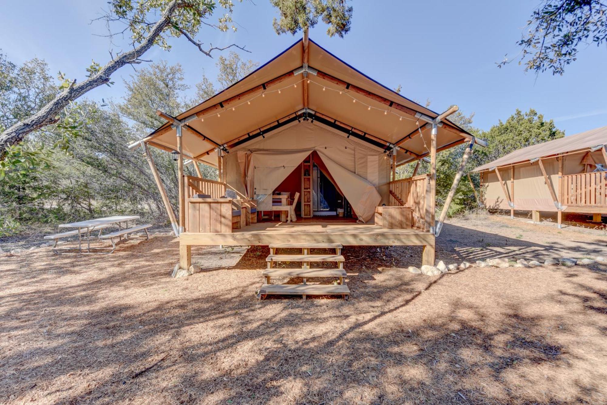 12 Fires Luxury Glamping With Heating #1 Otel Johnson City Dış mekan fotoğraf